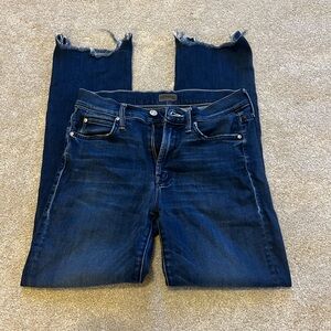 Mother denim the rascal ankle chew dark Blue Jeans raw hem size 25
